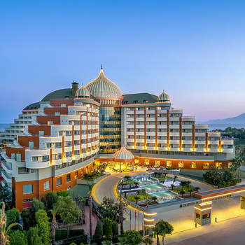 DELPHIN PALACE HOTEL