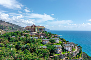 UTOPIA WORLD DE LUXE HOTEL (4 фото из 10)