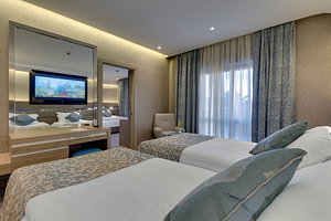 CLUB GRAND AQUA (5 foto / 10)