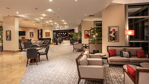 CHARISMA DE LUXE HOTEL (3 фото из 10)