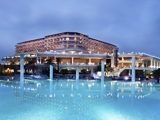 STARLIGHT RESORT HOTEL