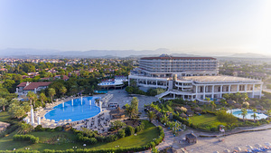 STARLIGHT RESORT HOTEL (2 фото из 10)