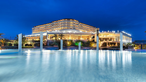 STARLIGHT RESORT HOTEL (4 фото из 10)