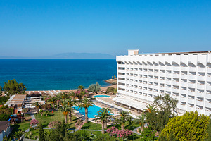 CLUB BEYY RESORT HOTEL (1 фото из 10)