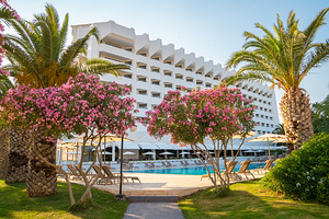 CLUB BEYY RESORT HOTEL (2 фото из 10)