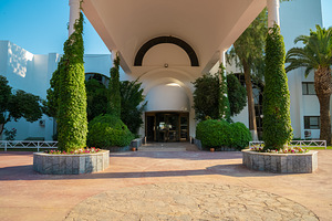 CLUB BEYY RESORT HOTEL (6 фото из 10)