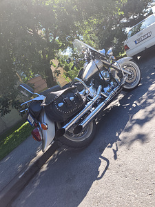 Yamaha Drag Star - XVS 650A (2 фото из 8)