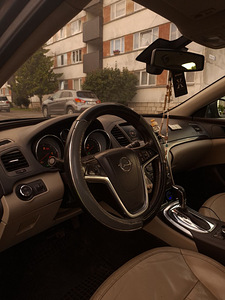 Opel insignia (4 foto / 6)
