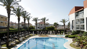 PIRIL HOTEL THERMAL & BEAUTY SPA CESME (3 foto / 10)