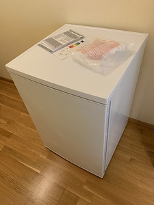 Новый холодильник Gorenje с морозильной камерой (2 фото из 2)