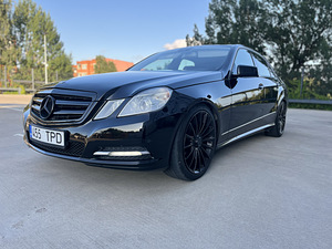 Mercedes Benz E250 150kw 4-Matic (2 foto / 8)