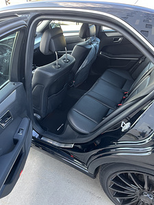 Mercedes Benz E250 150kw 4-Matic (8 foto / 8)