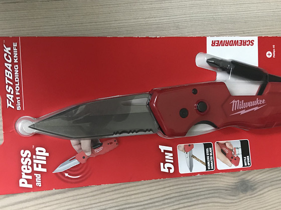 Milwaukee Fastback 5 in1 Folding Knife