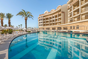 KIRMAN BELAZUR RESORT & SPA (2 фото из 10)