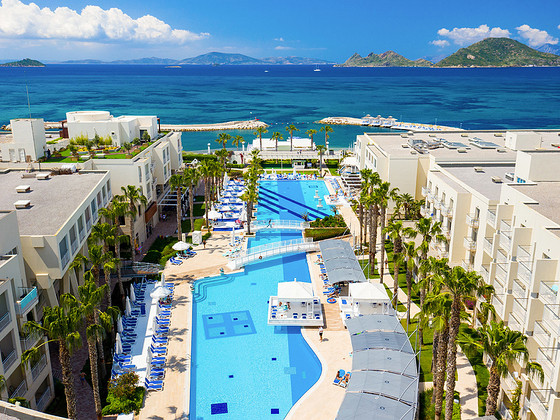 LA BLANCHE RESORT & SPA