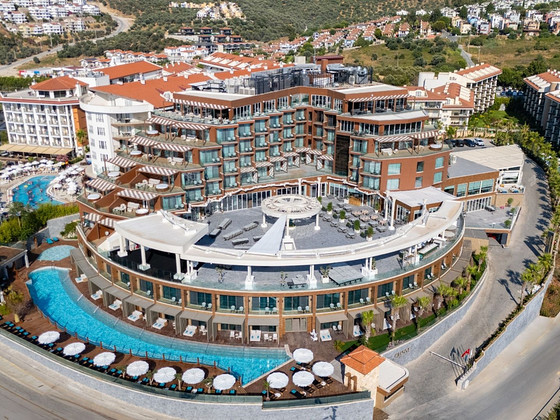 QLUSIVE HOTEL