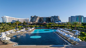 LIMAK LARA DE LUXE HOTEL & RESORT (2 фото из 10)