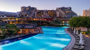LIMAK LARA DE LUXE HOTEL & RESORT (4 фото из 10)