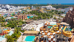 THE LAND OF LEGENDS – KINGDOM HOTEL (7 foto / 10)