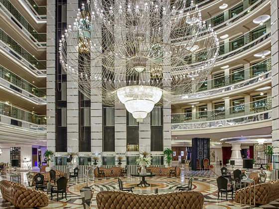 DELPHIN IMPERIAL LARA