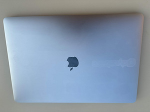 2017 MacBook Pro 15" i7 16gb 500gb Radeon Pro 560 (3 foto / 6)