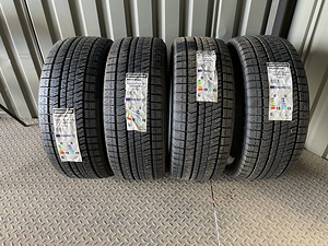 Шины 235/40R18Bridgestone (2 фото из 6)