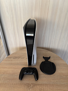 Playstation 5 Disk edition (2 foto / 2)