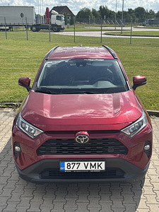 Toyota Rav 4 (4 foto / 9)