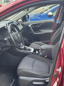 Toyota Rav 4 (6 foto / 9)