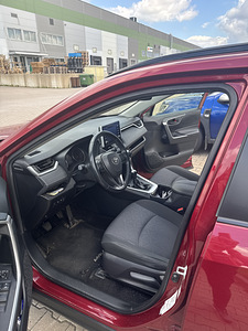 Toyota Rav 4 (8 foto / 9)