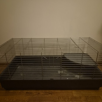 Продаётся б/у клетка для кролика, 120 см