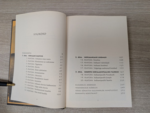 INDIAANI TARKUSTE RAAMAT // KENT NERBURN (3 foto / 5)