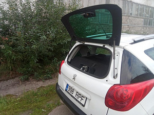 Müüa Peugeot 207 SW (3 foto / 10)