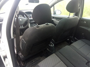 Müüa Peugeot 207 SW (8 foto / 10)