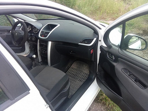 Müüa Peugeot 207 SW (9 foto / 10)