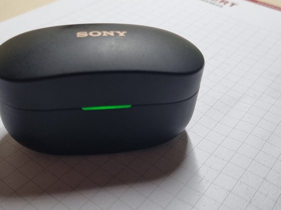 Sony WF-1000XM4