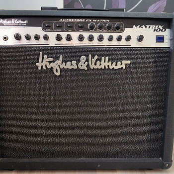 Комбоусилитель (комбик) Hughes & Kettner Matrix 100 Вт