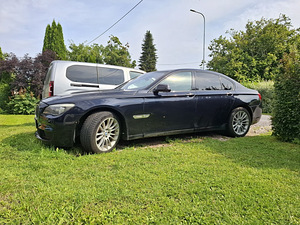 BMW 750IX M пакет (5 фото из 11)