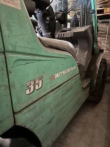 Kahveltõstuk Mitsubishi (6 foto / 8)