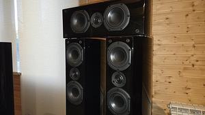 High-End колонки для домашнего кинотеатра Philips (5 фото из 6)