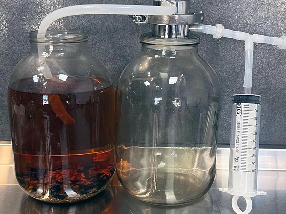 Uzlējumu vakuuma filtrēšanas sistēma (vakuuma filtrs)