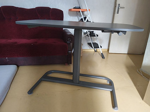 SEGRARE reguleeritav kirjutuslaud (1 foto / 3)