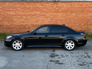 BMW E60 530i LPG 2006 (2 фото из 15)