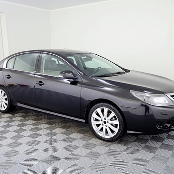 Renault Latitude Initiale Paris ATM 2.0 dCi 127kW