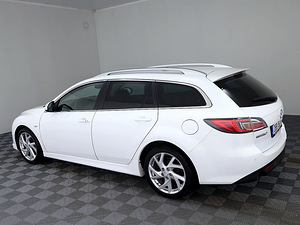 Mazda 6 Luxury Facelift ATM 2.0 114kW (4 фото из 7)