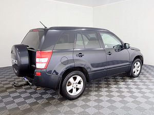 Suzuki Grand Vitara Comfort Facelift 4x4 2.4 124kW (3 фото из 7)