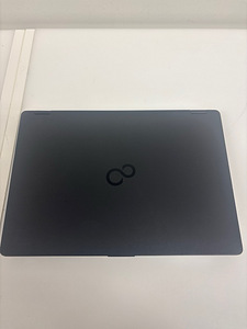 Fujitsu LifeBook U7311 (4 фото из 4)