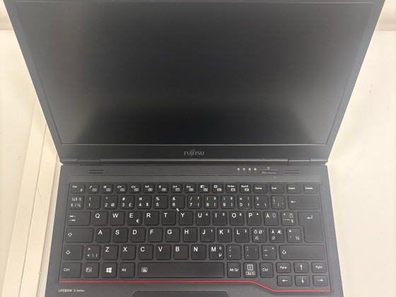Fujitsu LifeBook U7311