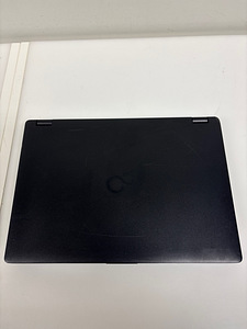 Fujitsu LifeBook E5410 (4 фото из 4)