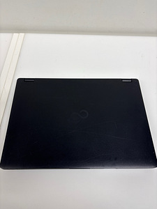 Fujitsu LifeBook E5410 (2 фото из 4)